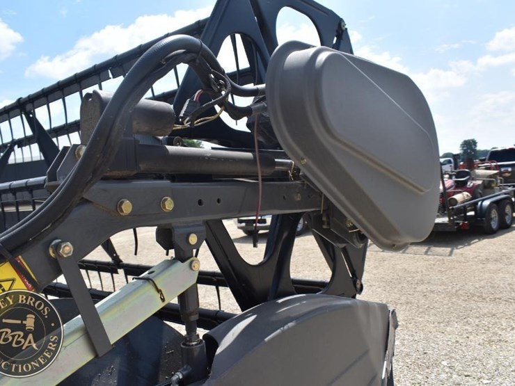 massey-ferguson-8200-30-image-24