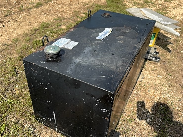 100-gallon-fuel-tank-image-2