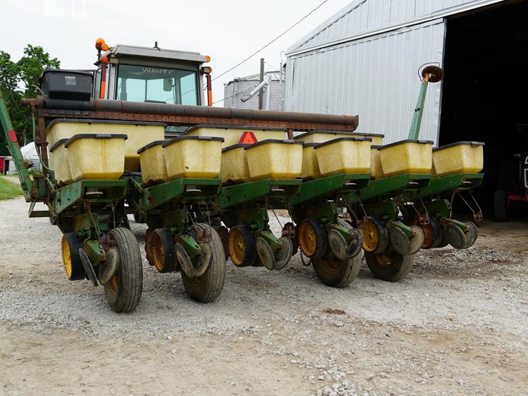 john-deere-7000-image-4