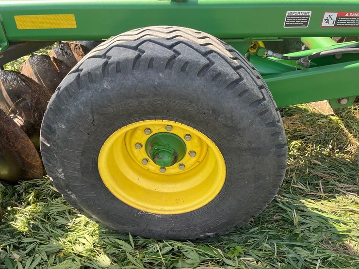 john-deere-637-image-19