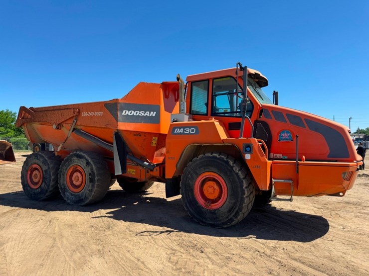 2014-doosan-da30-image-7