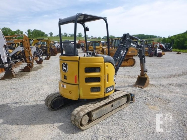 2021-deere-26g-image-48