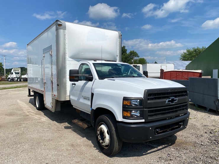 2019-chevrolet-6500-image-3