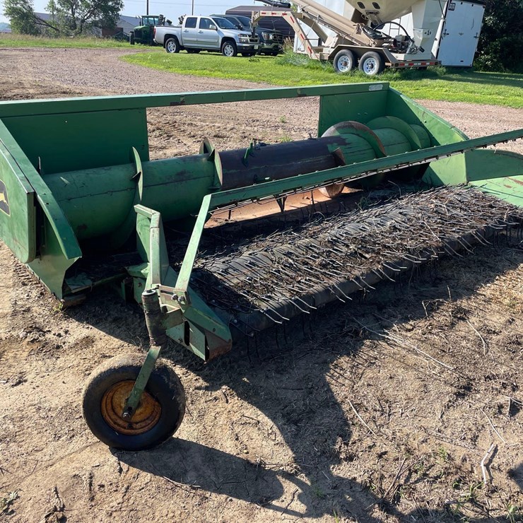 John Deere Oats Pickup Head