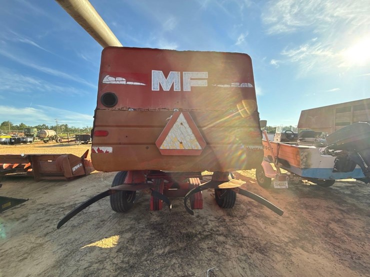 massey-ferguson-550-image-6