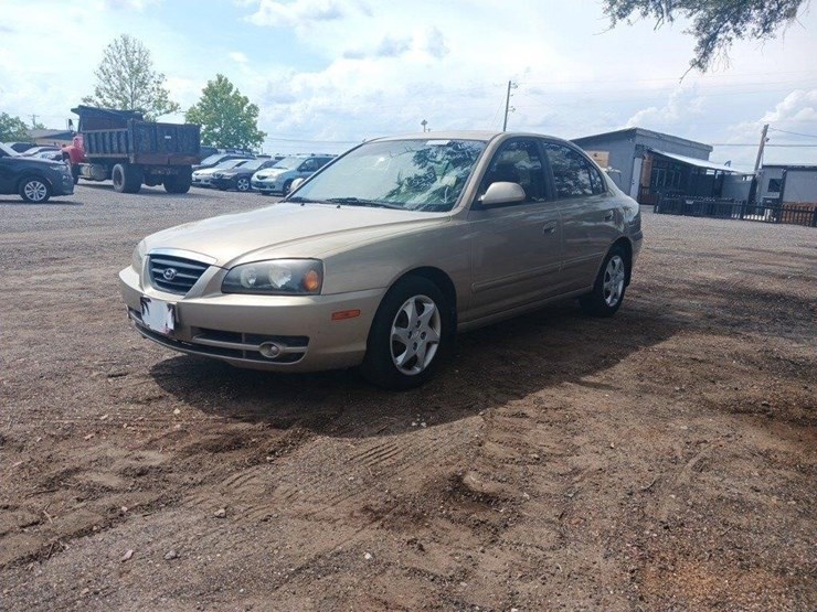2006-hyundai-elantra-runs/moves-gls-image-3