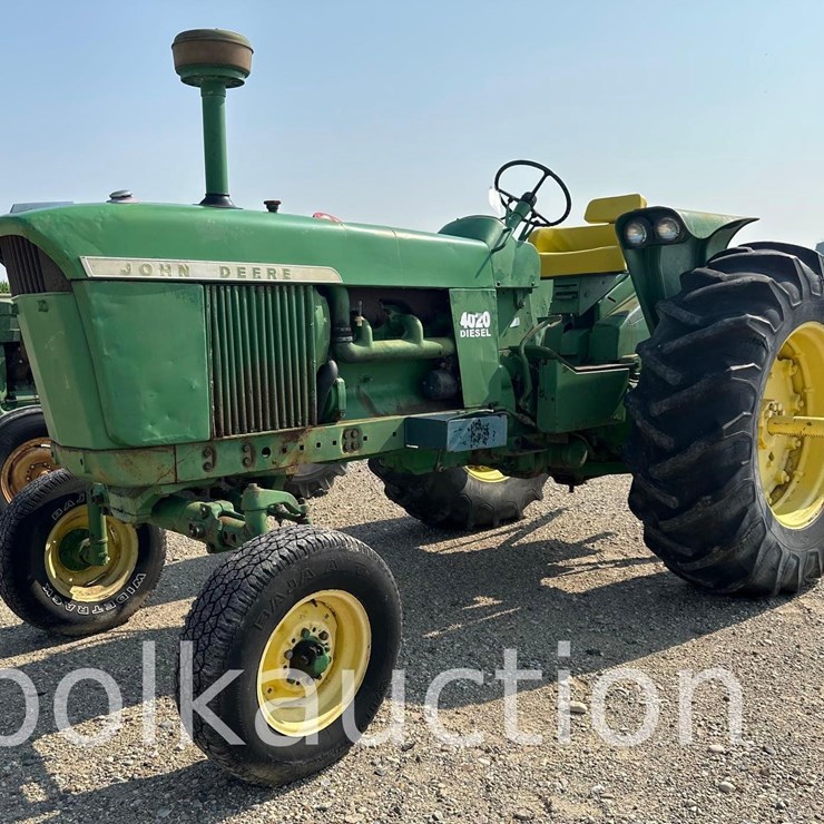 JOHN DEERE 4020