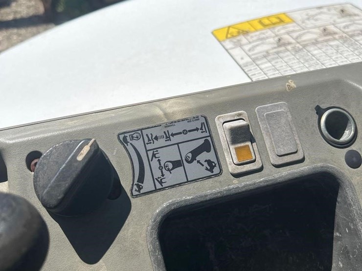 2016-bobcat-e50-image-19
