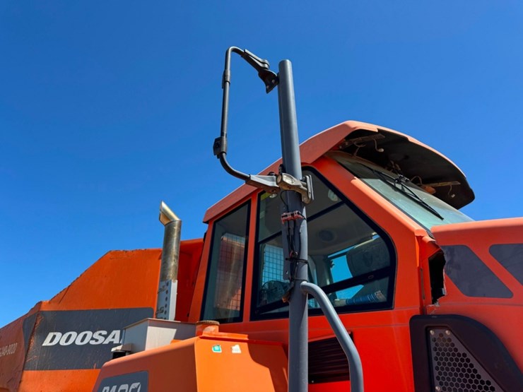 2014-doosan-da30-image-34