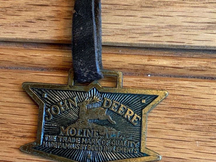 (3)-john-deere-watch-fobs-image-3