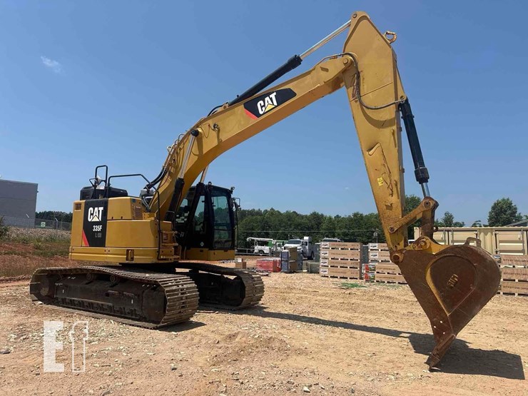 2015-caterpillar-335f-lcr-image-1