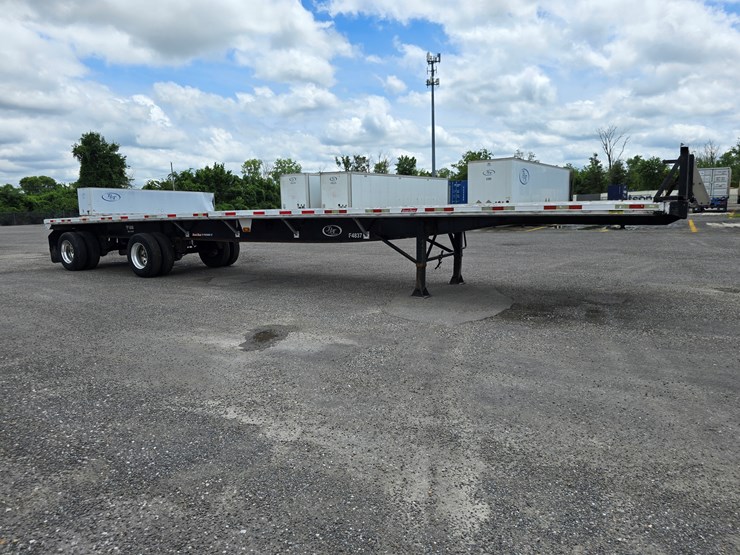2015-great-dane-48'-x-102"-image-56