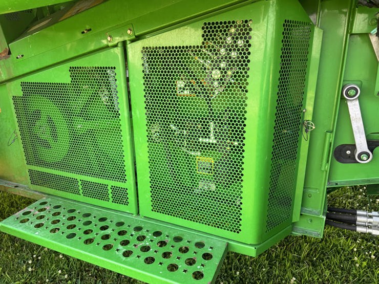 2010-john-deere-2010-image-67