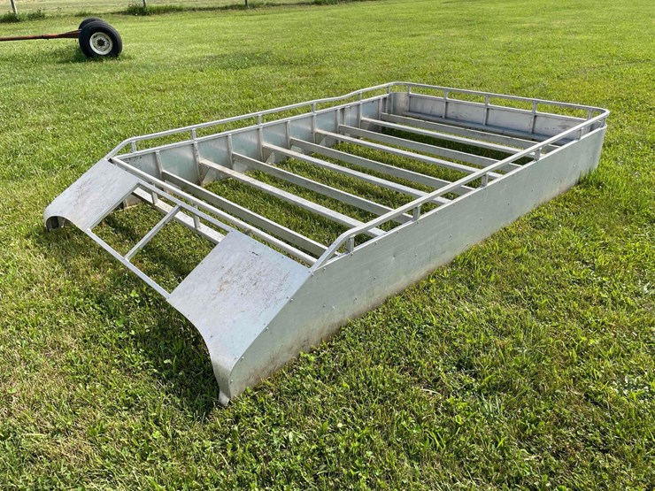 2006-8’x28’-c&c-aluminum-livestock-trailer-image-45