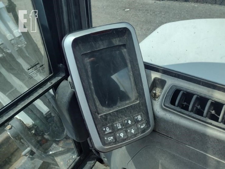 2013-bobcat-e63-image-7