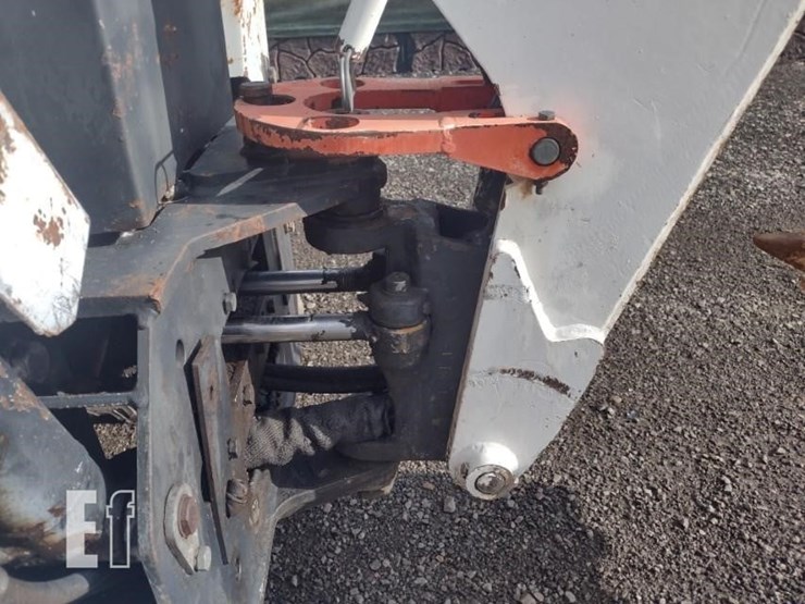 2003-bobcat-b100-image-23