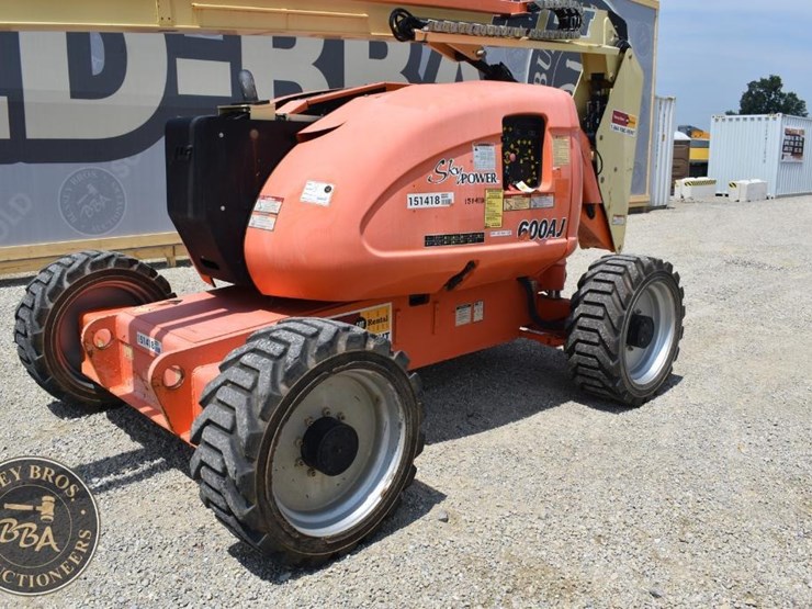 2007-jlg-600aj-image-24