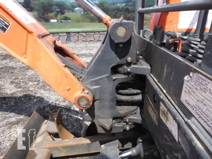 2016-kubota-u17-image-30