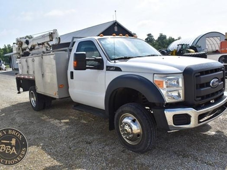 2013-ford-f550-image-72