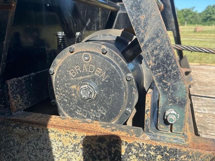 2019-international-workstar-7400-image-9