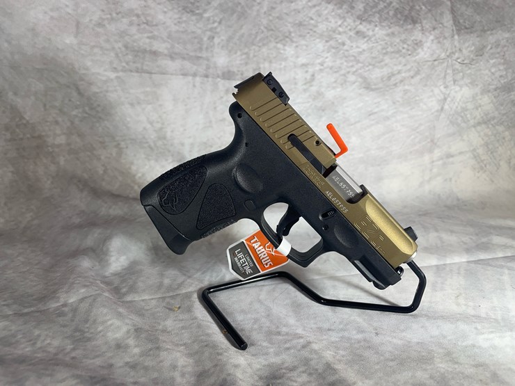 #4395-•-taurus-g2c-9mm-luger-pistol,-sn:-ael857955-image-3