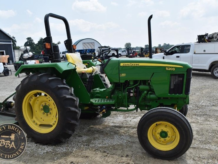 2007-john-deere-5203-image-15