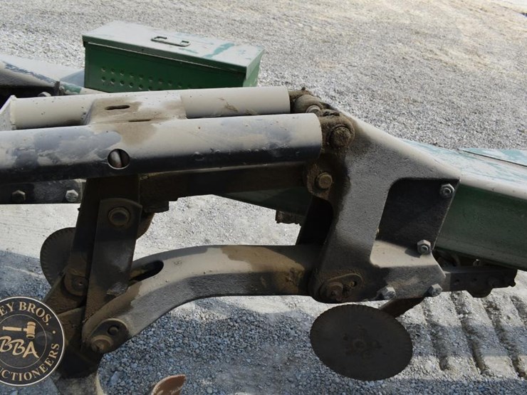 john-deere-2700-image-34