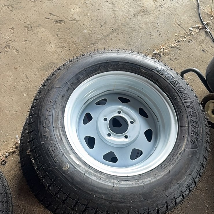 Pair of Trailer Tires 205/75/D15