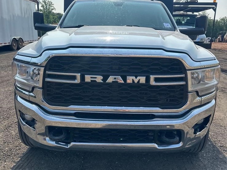 2020-ram-5500-hd-image-10