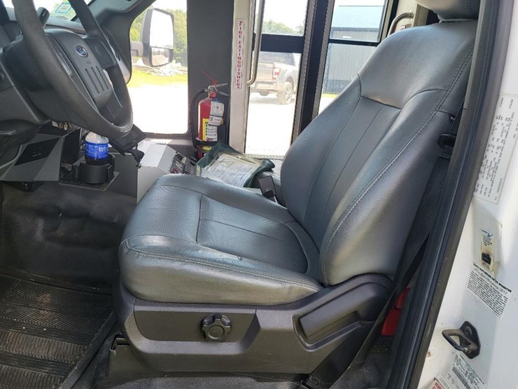 2012-ford-f550-xl-image-59