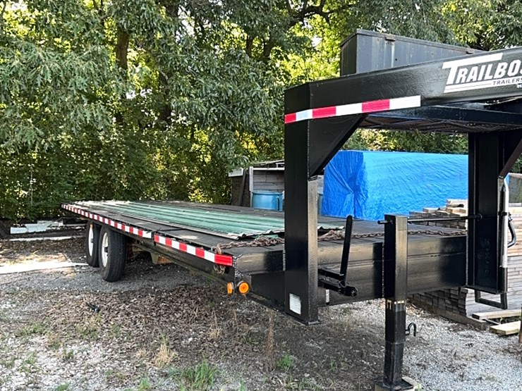 trailboss-25-ft-tilt-gooseneck-image-2