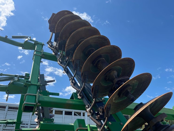 john-deere-637-image-29