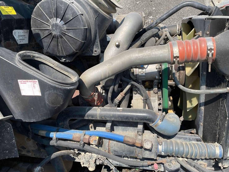 2004-kenworth-t300-single-axle-dump-truck-image-35