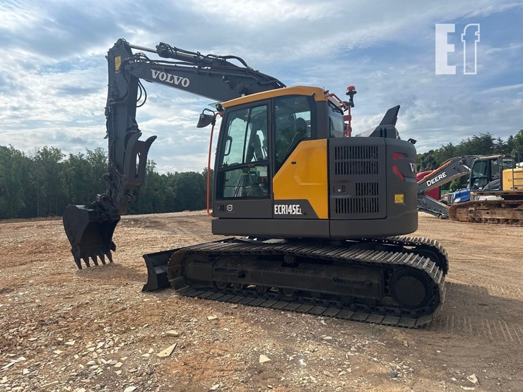 2021-volvo-ecr145el-image-4