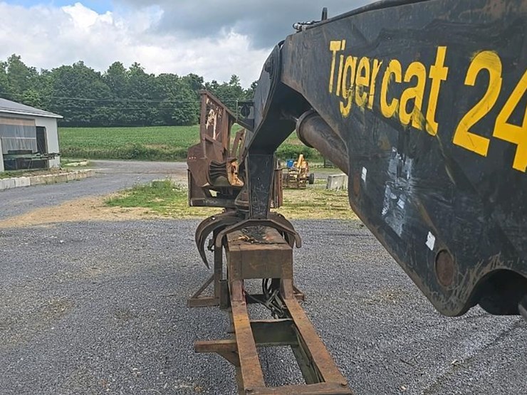 2004-tigercat-240b-image-79