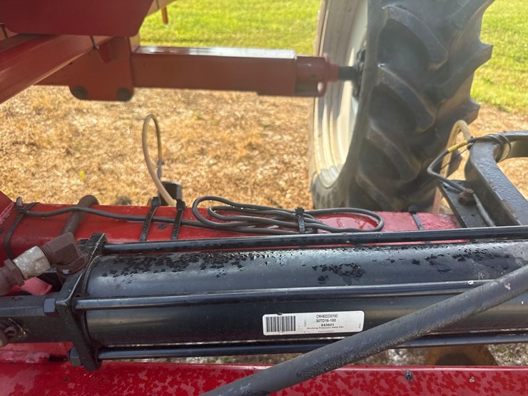 case-ih-2800-image-13