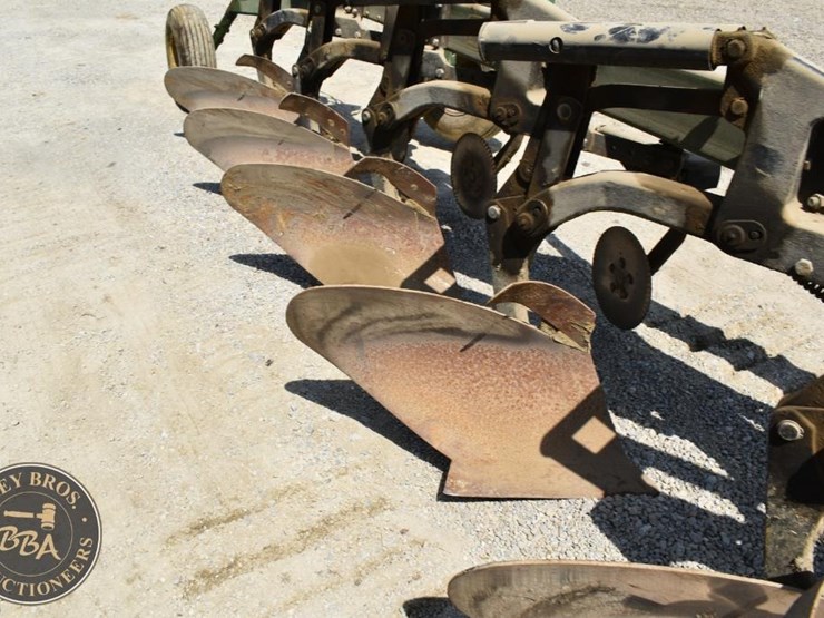 john-deere-2700-image-30
