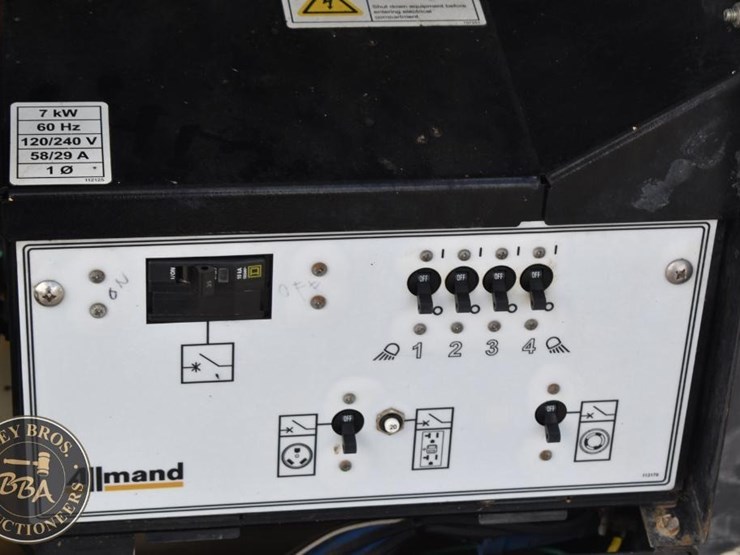 2019-allmand-bros-night-lite-v-series-image-22