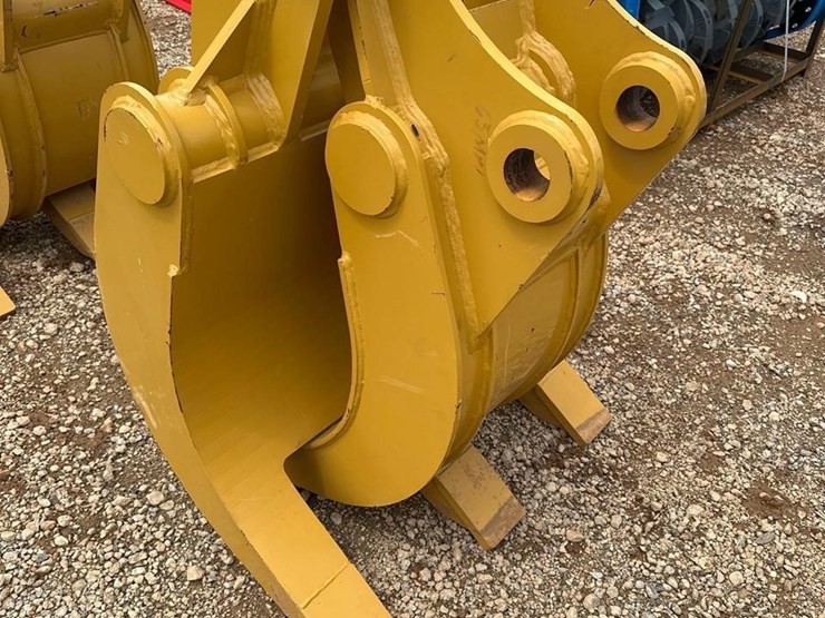landhero-gra-33-c31232-excavator-grapple-image-1
