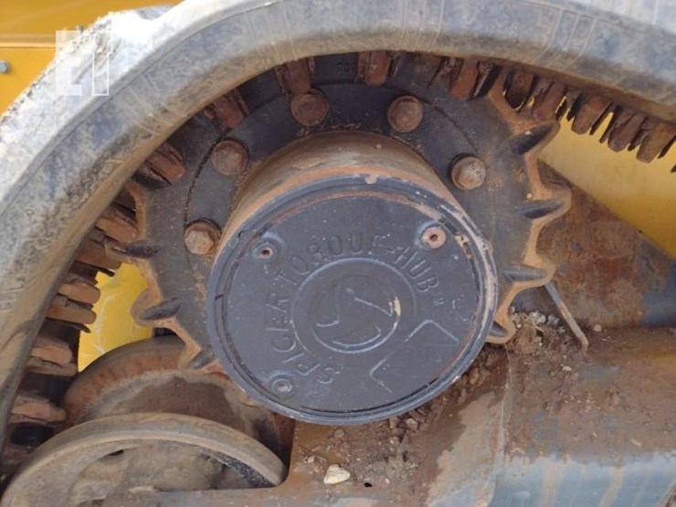 2023-deere-325g-image-28
