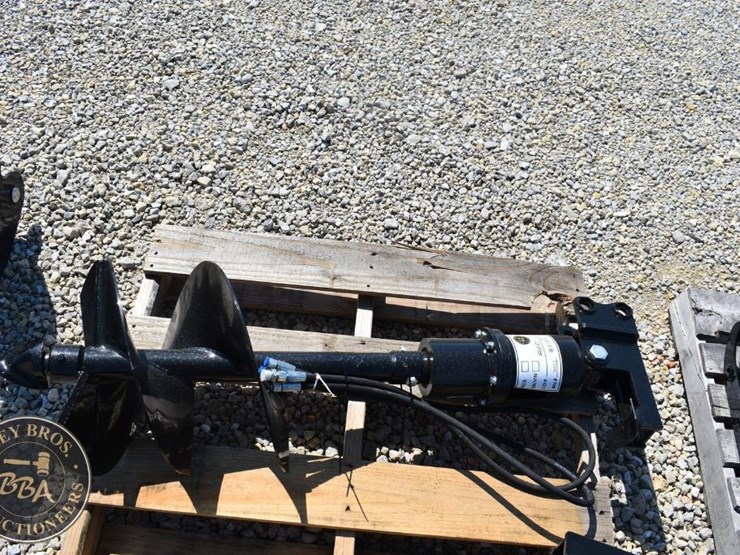 auger-future-hydraulic-auger-attachment-36573-image-1