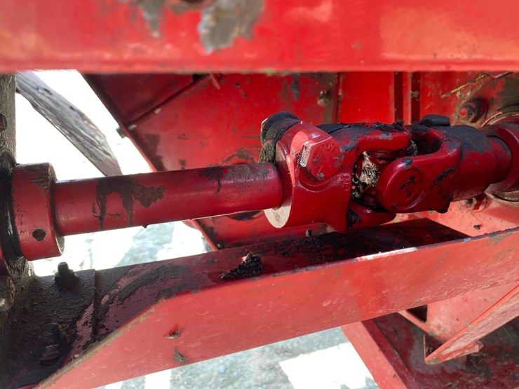 case-ih-8340-image-38