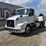 2015-volvo-vnm64t200-image-2