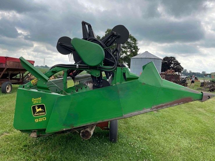 jd-920-graintable-w/-headcart-image-24