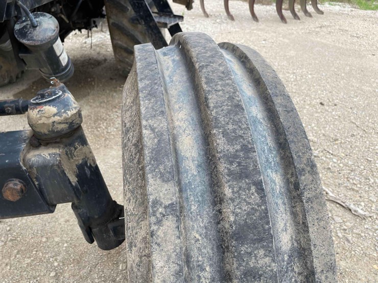 case-2294-tractor-image-7