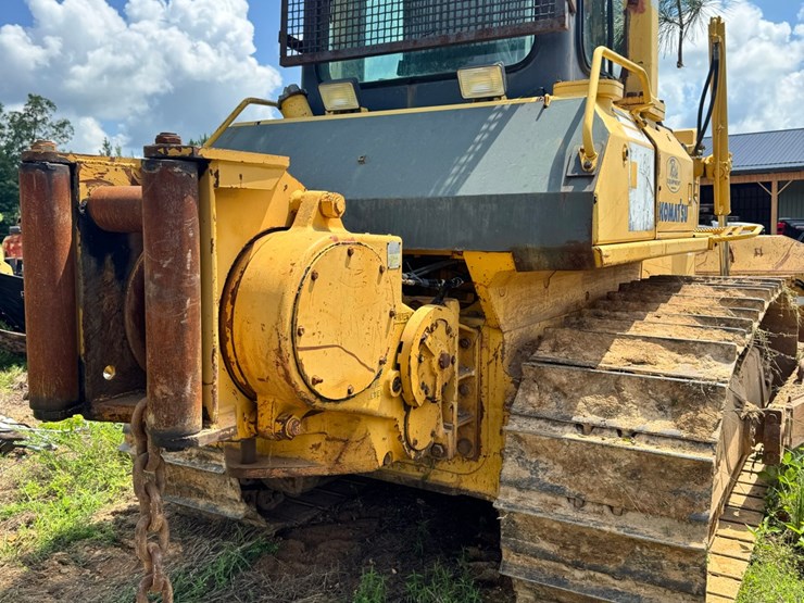 komatsu-dozer-image-3