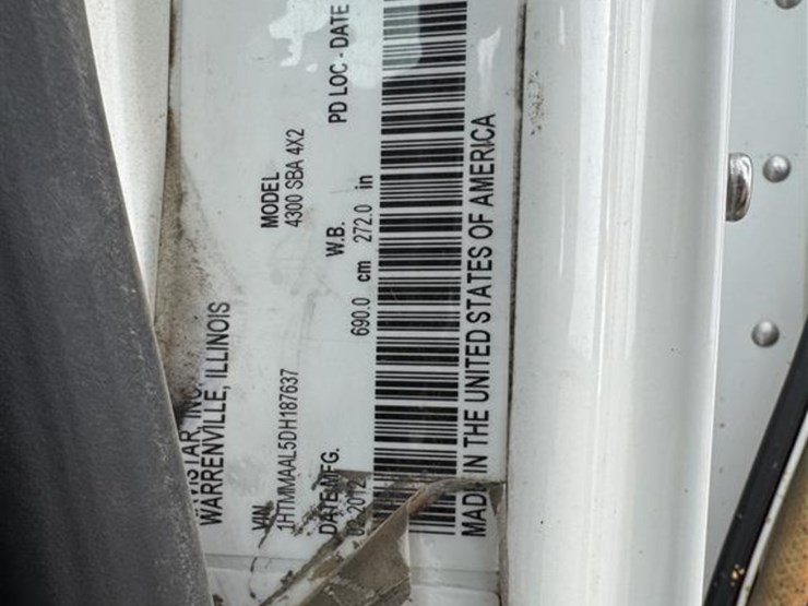 2012-international-durastar-4300-image-44