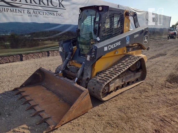 2021-deere-331g-image-37