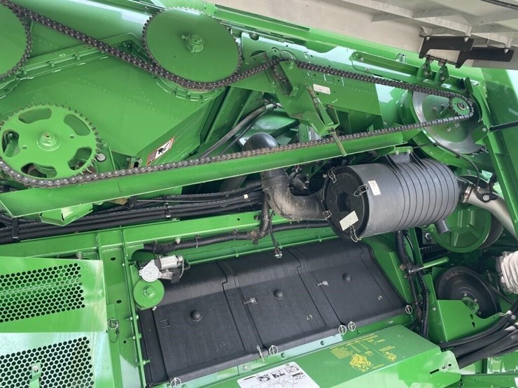 2015-john-deere-s660-image-19