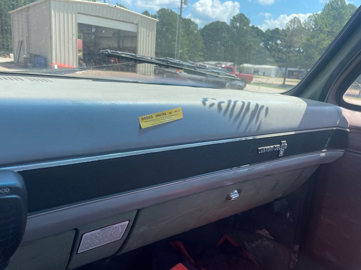 1986-chevrolet-custom-deluxe-image-22